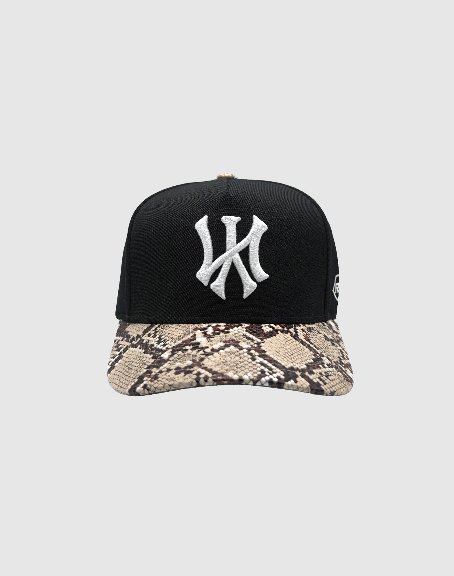 NY SNAKE UPSIDE DOWN RMZ CAP BLACK